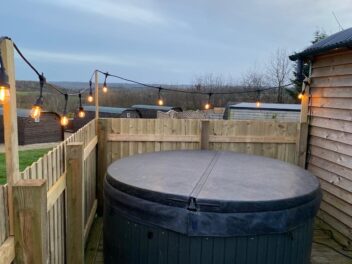 7692e699-d0ab-4e7e-8e2b-a513317ad074