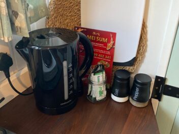 a2b5ceec-638d-40e3-b71a-16e2eb6c16f2